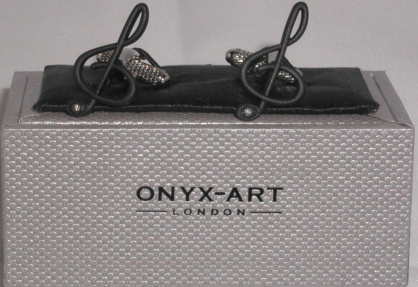 Black Treble Clef crystal foot silver-plated torpedo cufflinks in padded gift box image 1
