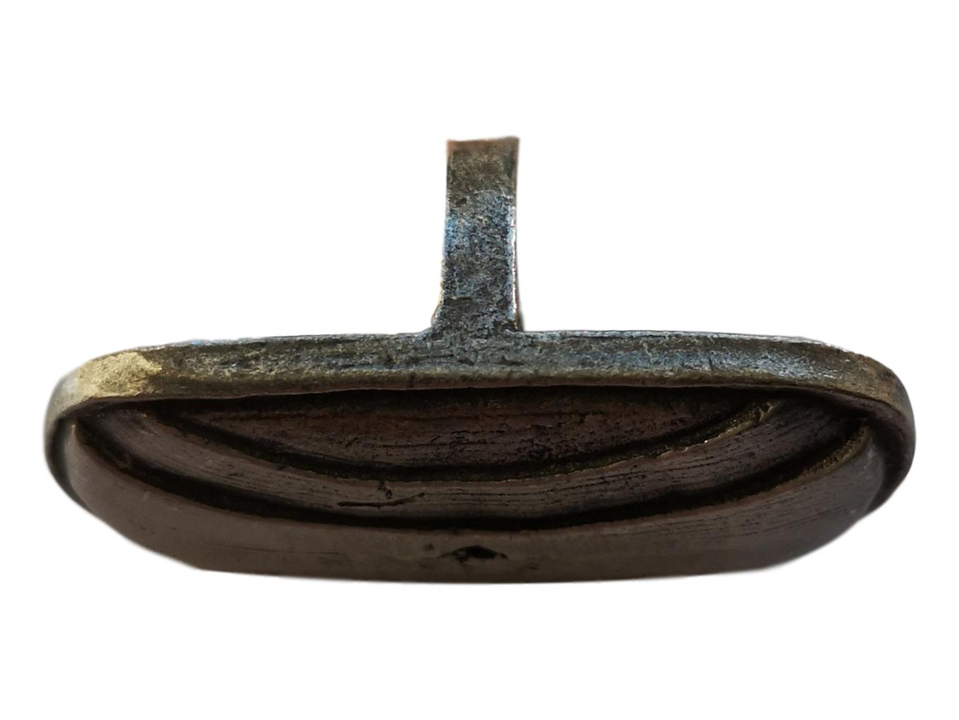 Garden Trug pewter metal keyring image 1