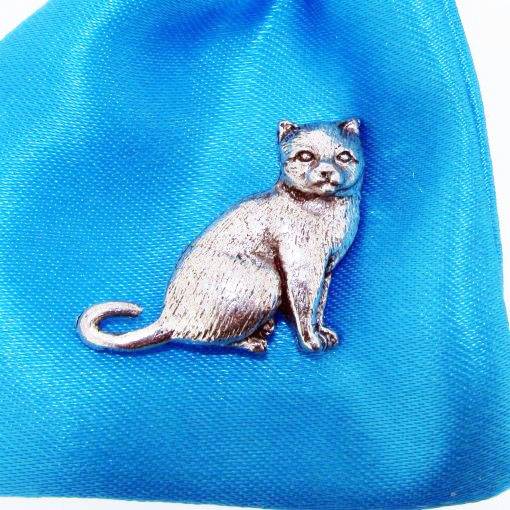 British Shorthair Cat polished pewter metal lapel pin badge image 1