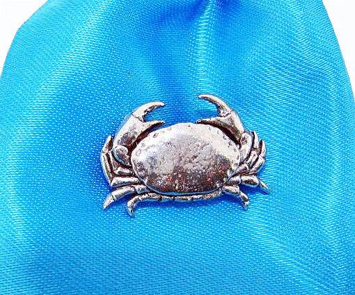 Crab polished pewter metal lapel pin badge image 1