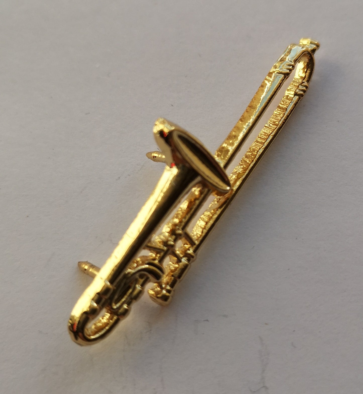 Polished Trombone gold-plated pin badge image 1